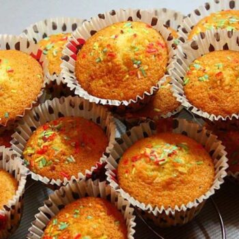 کیک یزدی را به راحتی در خانه بپزید