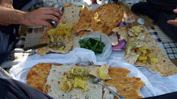 یرالما یومورتا، غذای خیابانی پرطرفدار